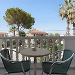 شقة Paradise Superior 3